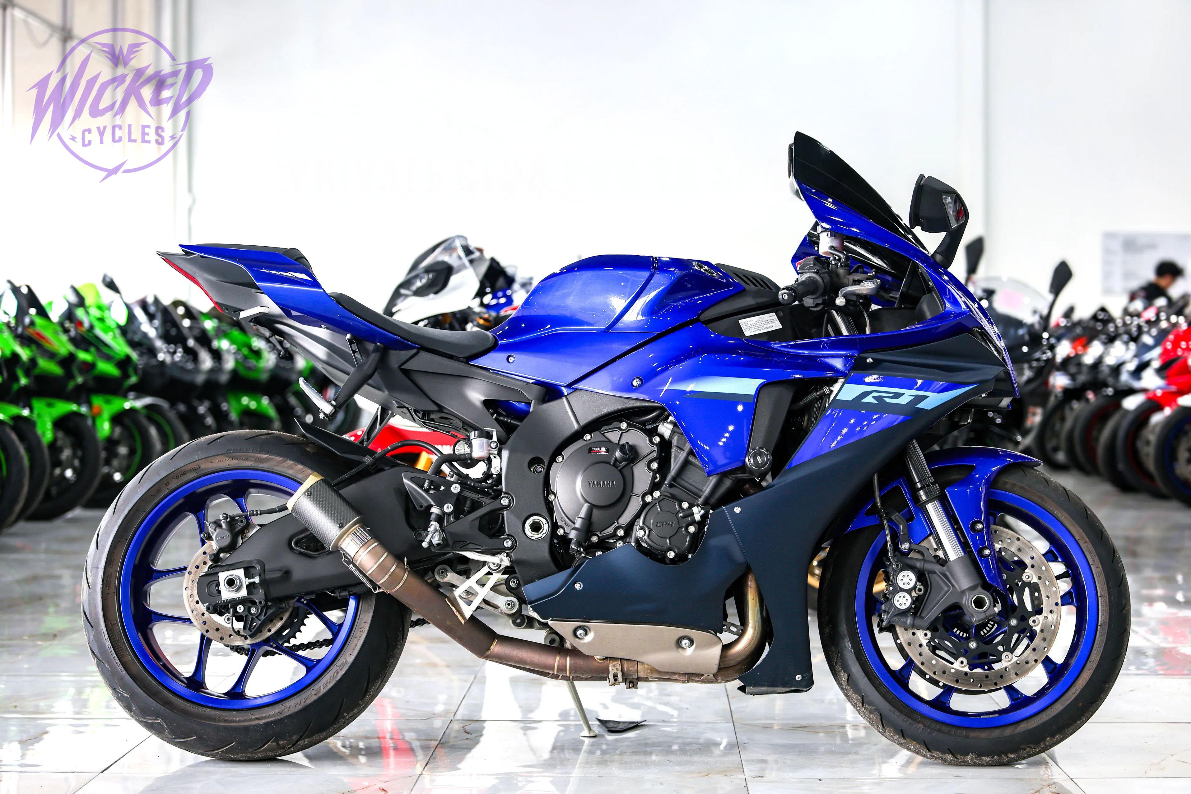 2024 Yamaha YZF-R1