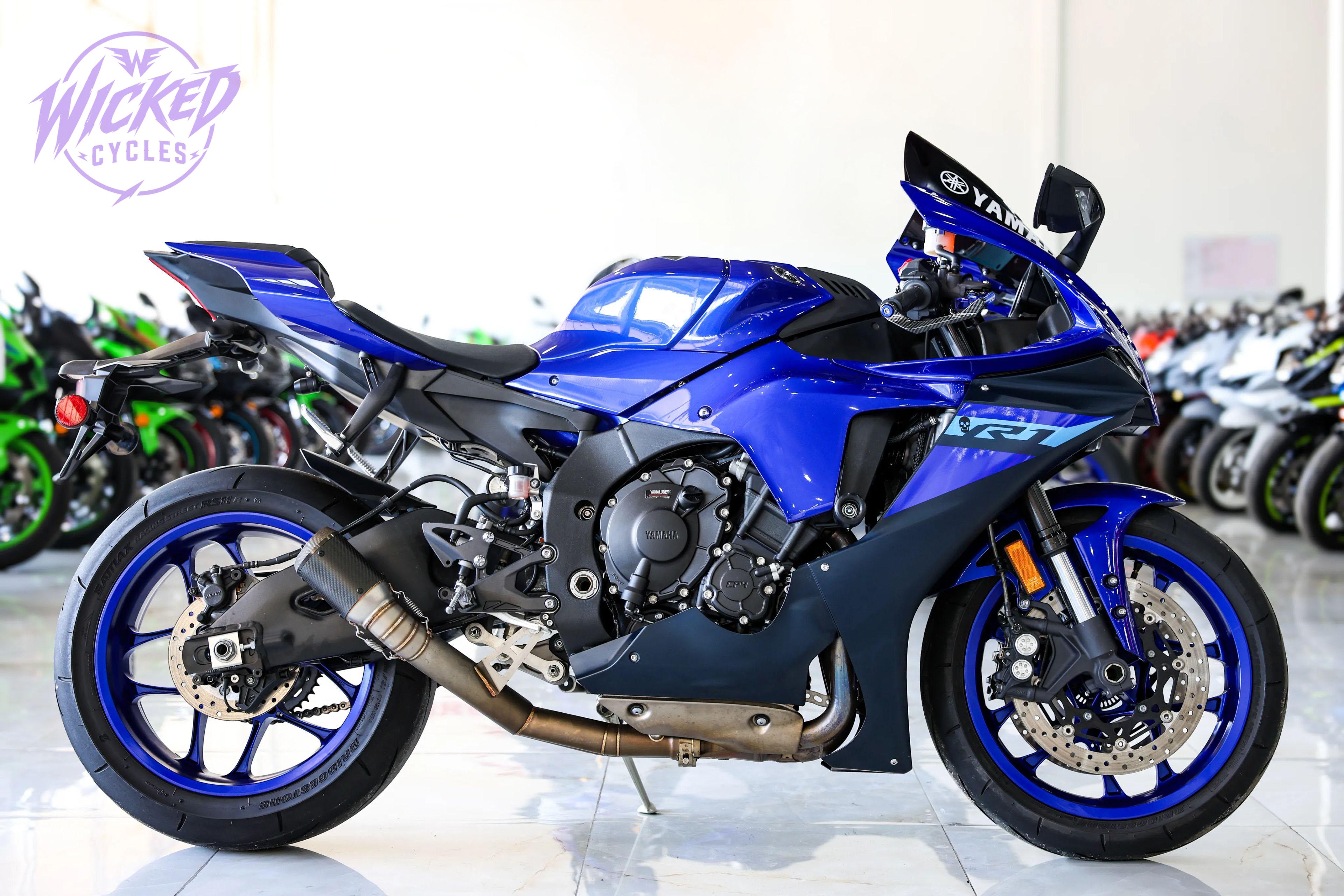 2024 Yamaha YZF-R1